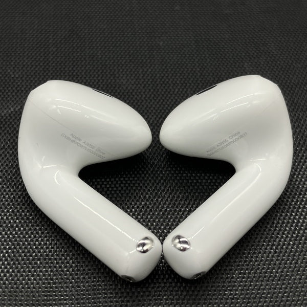【中古】AirPods 4 MXP93J/A（アクティブノイズキャンセリング搭載）【秋葉原】