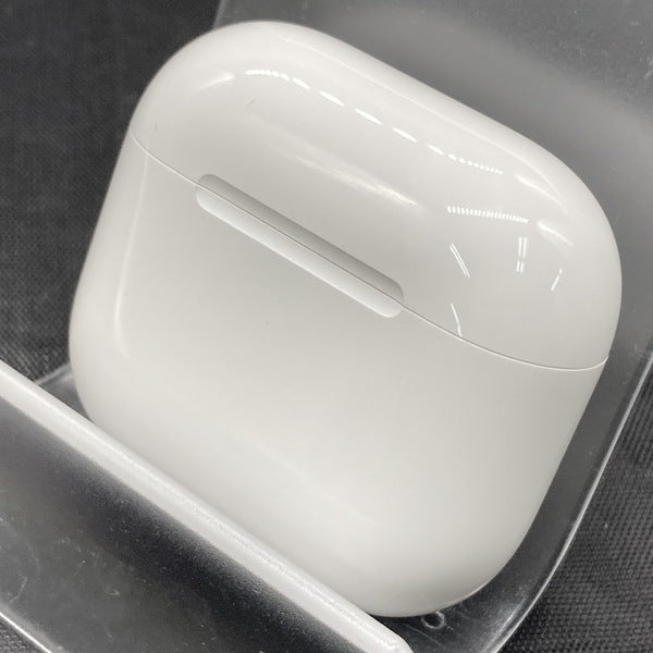 【中古】AirPods 4 MXP93J/A（アクティブノイズキャンセリング搭載）【名古屋】