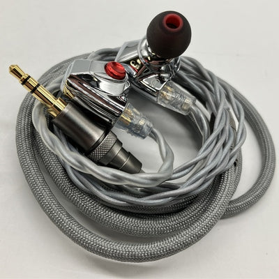 【中古】TITAN S2【秋葉原】