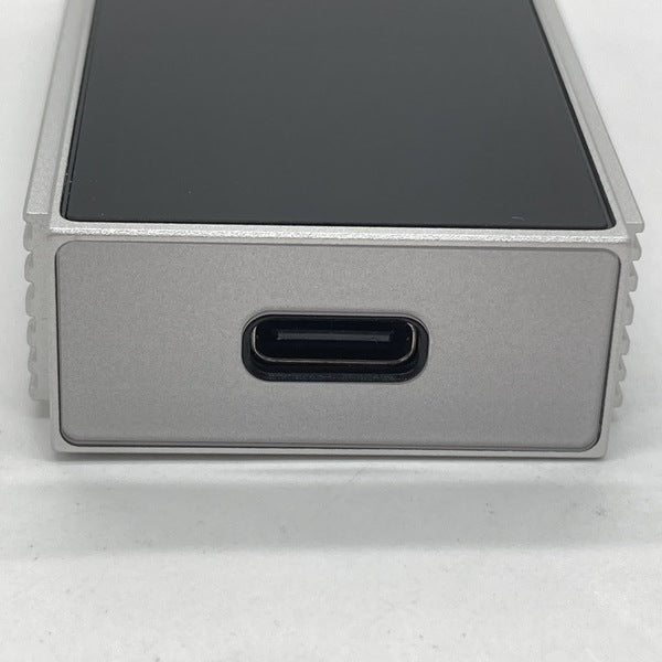 【中古】UA6 Silver【秋葉原】