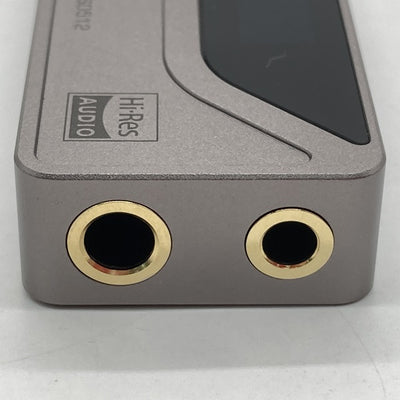 【中古】UA4 チタニウム【秋葉原】
