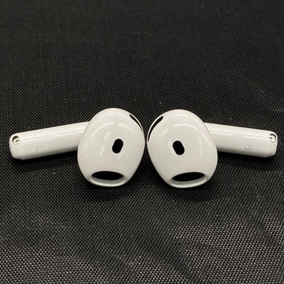 【中古】AirPods 4 MXP93J/A（アクティブノイズキャンセリング搭載）【日本橋】