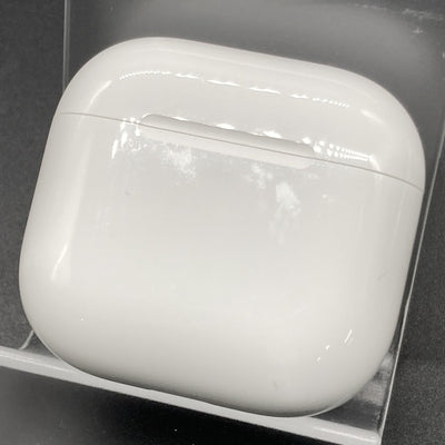 【中古】AirPods 4 MXP93J/A（アクティブノイズキャンセリング搭載）【秋葉原】