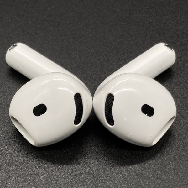 【中古】AirPods 4 MXP93J/A（アクティブノイズキャンセリング搭載）【秋葉原】
