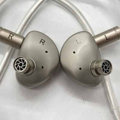 【中古】Que【秋葉原】