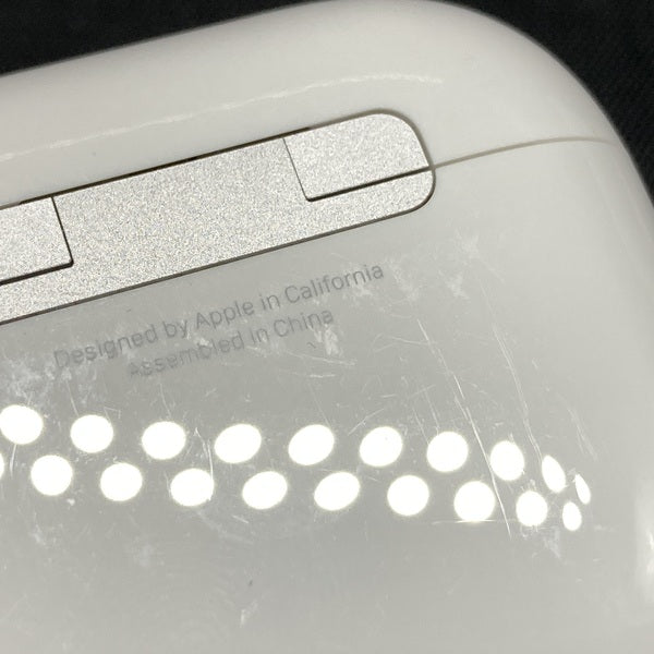 【中古】AirPods 4充電ケース【日本橋】