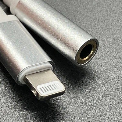 【中古】Lightning-3.5mm変換アダプター ホワイト【SD-LAC-WH】【日本橋】