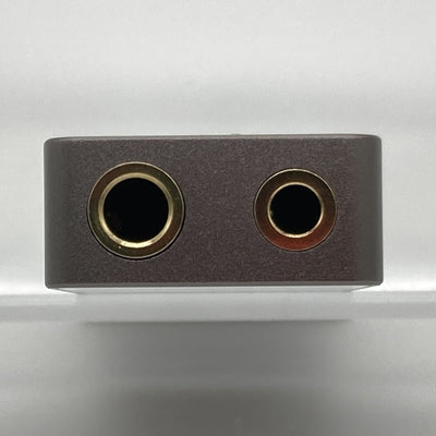 【中古】UA4 チタニウム【秋葉原】