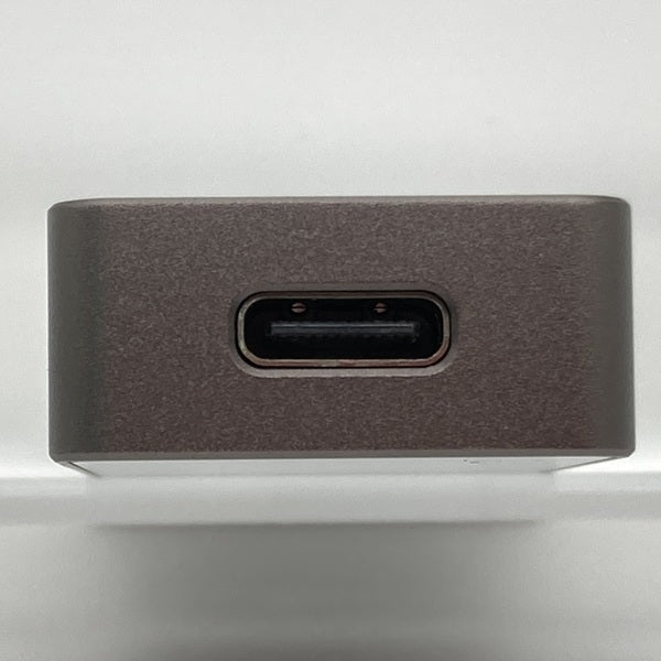 【中古】UA4 チタニウム【秋葉原】