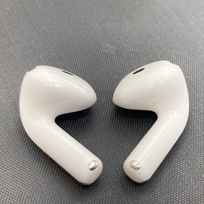 【中古】AirPods 4 MXP93J/A（アクティブノイズキャンセリング搭載）【秋葉原】