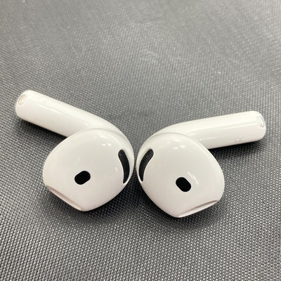 【中古】AirPods 4 MXP93J/A（アクティブノイズキャンセリング搭載）【秋葉原】