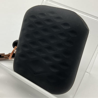 【中古】AIRPODS WaterProof Hang Case Active for AirPods ブラック (カラビナ付き) 【EL_APDCSSCWA_BK】【日本橋】