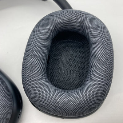 【中古】AirPods Max(USB-C) MWW43ZA/A ミッドナイト【秋葉原】