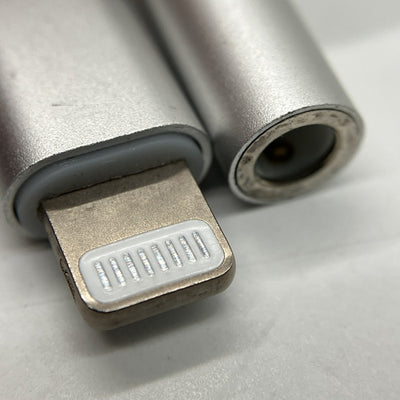 【中古】AZLA SmartDac L100 Silver for Lightning【秋葉原】