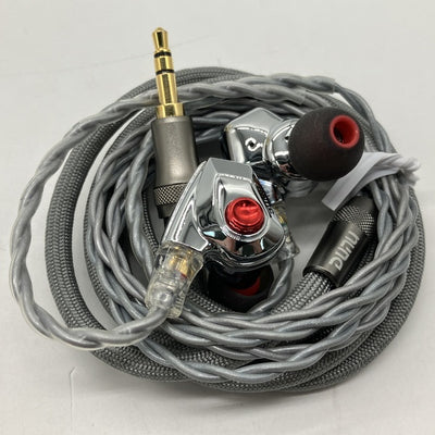 【中古】TITAN S2【秋葉原】