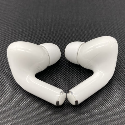 【中古】MagSafe充電ケース(USB-C)付きAirPods Pro(第2世代) MTJV3JA【秋葉原】