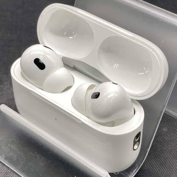 【中古】MagSafe充電ケース(USB-C)付きAirPods Pro(第2世代) MTJV3KH/A (海外モデル)【名古屋】