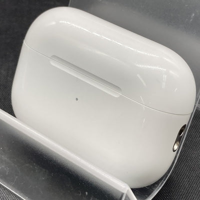 【中古】MagSafe充電ケース(USB-C)付きAirPods Pro(第2世代) MTJV3KH/A (海外モデル)【名古屋】