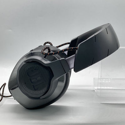 【中古】QUANTUM 800 【JBLQUANTUM800BLK】【秋葉原】