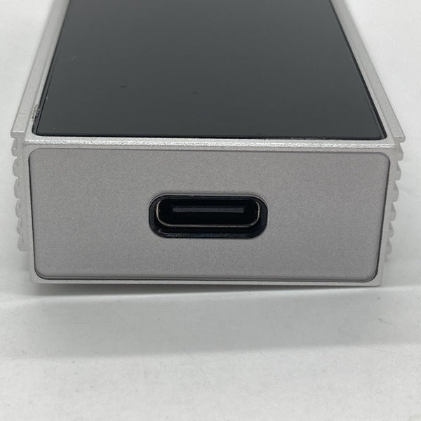 【中古】UA6 Silver【秋葉原】