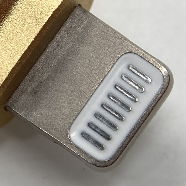 【中古】M120B 2pin-Lightning【秋葉原】