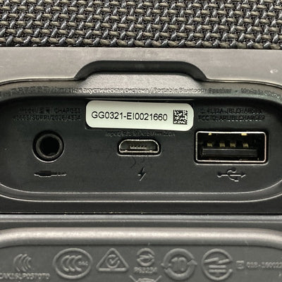 【中古】CHARGE3 ブラック 【JBLCHARGE3BLKJN】【秋葉原】