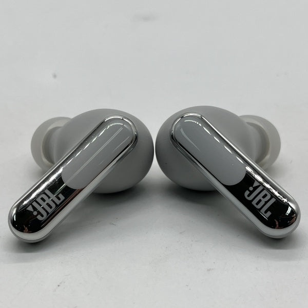 【中古】LIVE BEAM 3 シルバー【JBLLIVEBEAM3SIL】【秋葉原】