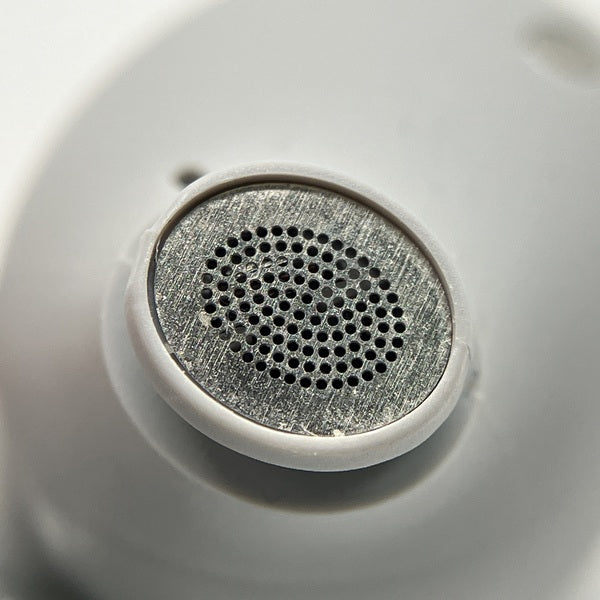 【中古】LIVE BEAM 3 シルバー【JBLLIVEBEAM3SIL】【秋葉原】