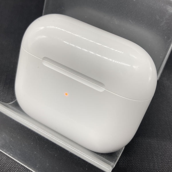 【中古】AirPods 充電ケース (第3世代)【日本橋】