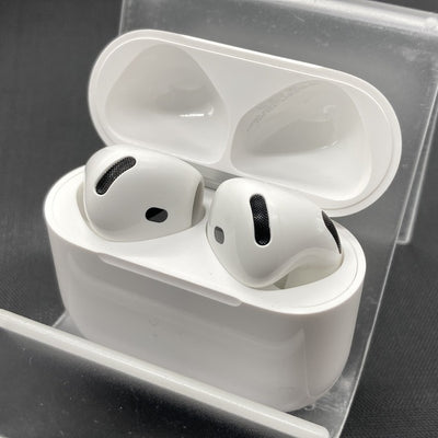 【中古】AirPods 4 MXP93J/A（アクティブノイズキャンセリング搭載）【秋葉原】