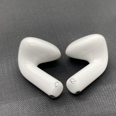 【中古】AirPods 4 MXP93J/A（アクティブノイズキャンセリング搭載）【秋葉原】