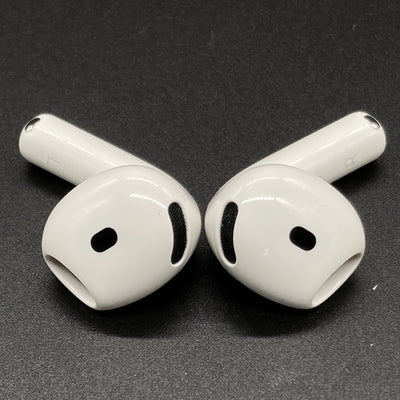 【中古】AirPods 4 MXP93J/A（アクティブノイズキャンセリング搭載）【秋葉原】