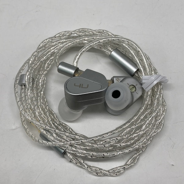 【中古】4U【秋葉原】