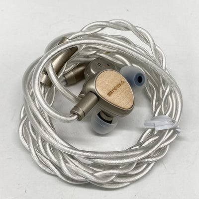【中古】Que【日本橋】