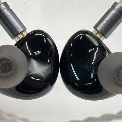 【中古】Butterfly 61T【秋葉原】
