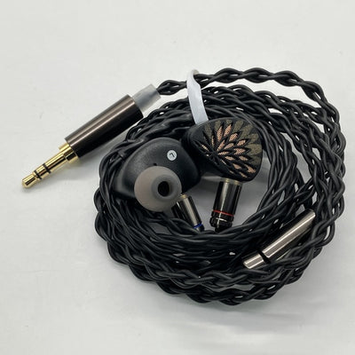 【中古】Yu Xuan Ji (魚玄機) 3.5mm シングルエンド【秋葉原】