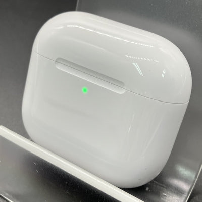 【中古】AirPods 4 MXP93J/A（アクティブノイズキャンセリング搭載）【日本橋】
