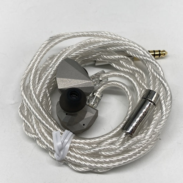 【中古】Kadenz【秋葉原】