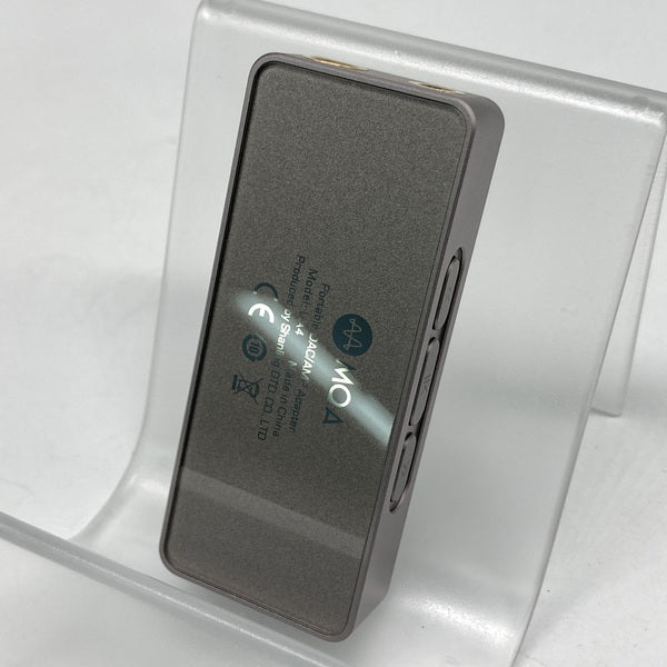 【中古】UA4 チタニウム【秋葉原】