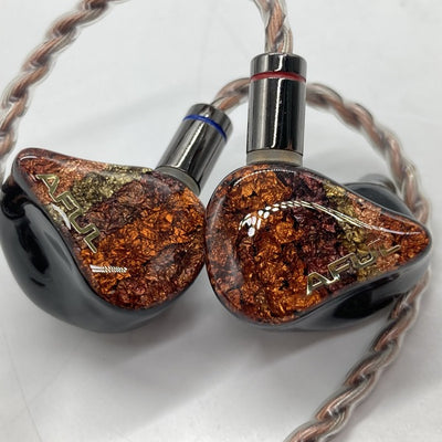【中古】PERFORMER 8【日本橋】