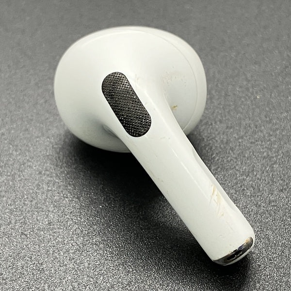 【中古】AirPods Pro （R側）【秋葉原】