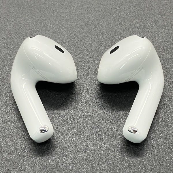 【中古】AirPods 4 MXP93J/A（アクティブノイズキャンセリング搭載）【秋葉原】