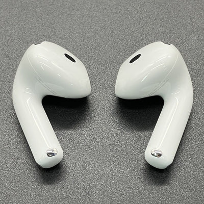【中古】AirPods 4 MXP93J/A（アクティブノイズキャンセリング搭載）【秋葉原】