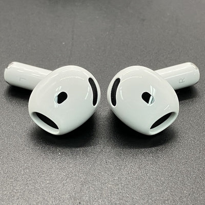 【中古】AirPods 4 MXP93J/A（アクティブノイズキャンセリング搭載）【秋葉原】