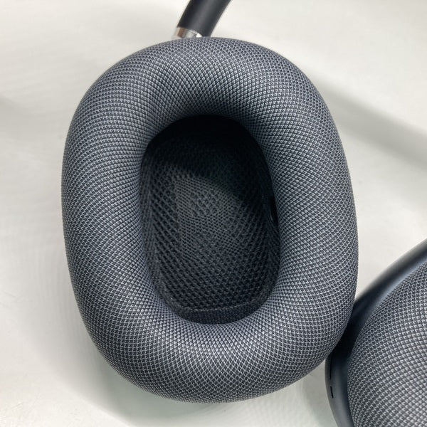 【中古】AirPods Max(USB-C) MWW43ZA/A ミッドナイト【秋葉原】