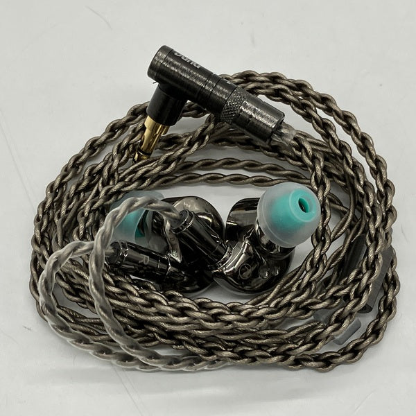 【中古】HAYABUSA ULTRA チタニウムグレイ【秋葉原】