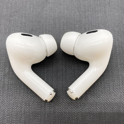 【中古】MagSafe充電ケース(USB-C)付きAirPods Pro(第2世代) MTJV3JA【日本橋】
