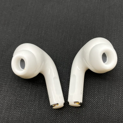 【中古】MagSafe充電ケース(USB-C)付きAirPods Pro(第2世代) MTJV3JA【日本橋】