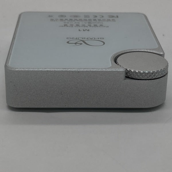 【中古】M1 ホワイト【秋葉原】