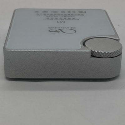 【中古】M1 ホワイト【秋葉原】